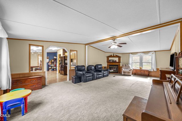 3829 Gayle Drive, Haw River, NC 27258