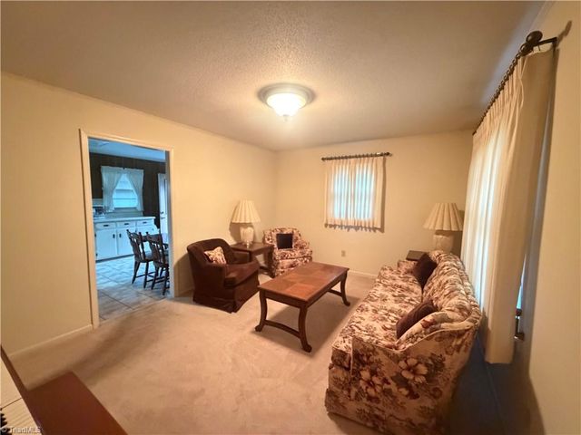 124 S Byrd Street, Eden, NC 27288