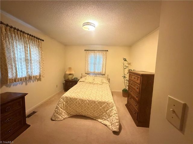 124 S Byrd Street, Eden, NC 27288