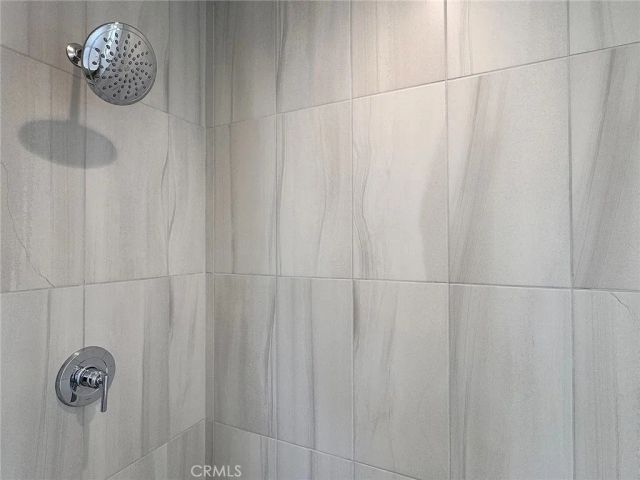 120 Awning, Irvine, CA 92618