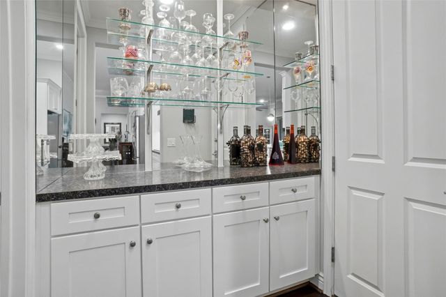 8700 Crestview Drive, Denton, TX 76207