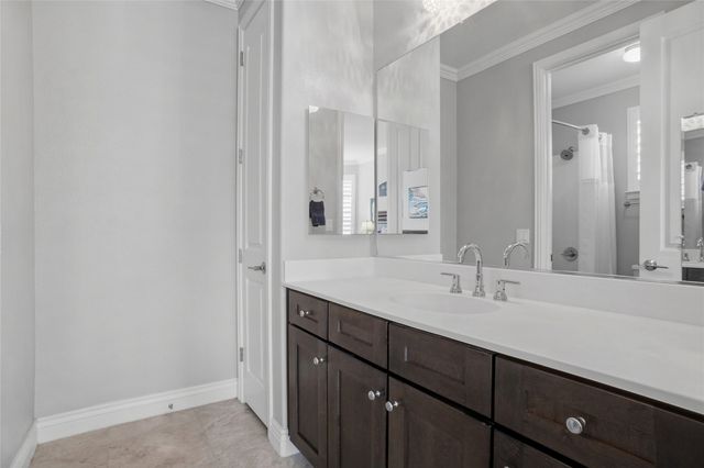 8700 Crestview Drive, Denton, TX 76207