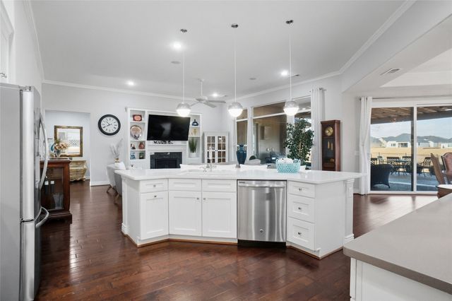 8700 Crestview Drive, Denton, TX 76207