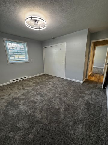 6 Walker Rd 4, North Andover, MA 01845