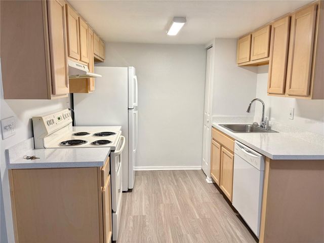 5400 26TH STREET W D50, Bradenton, FL 34207