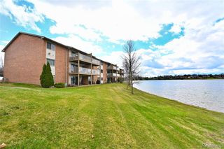 1966 Klingensmith Road 18C, Bloomfield Hills, MI 48302