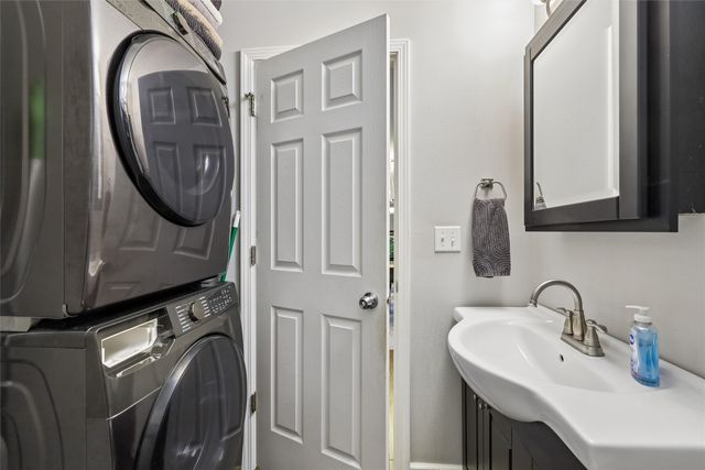 7404 SW 17th Street, Des Moines, IA 50315