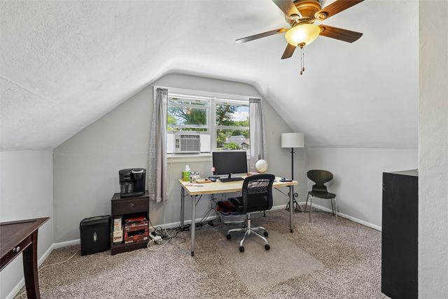 7404 SW 17th Street, Des Moines, IA 50315