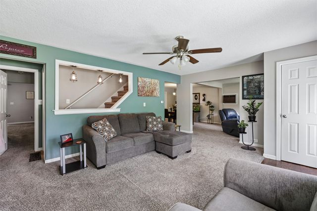 7404 SW 17th Street, Des Moines, IA 50315