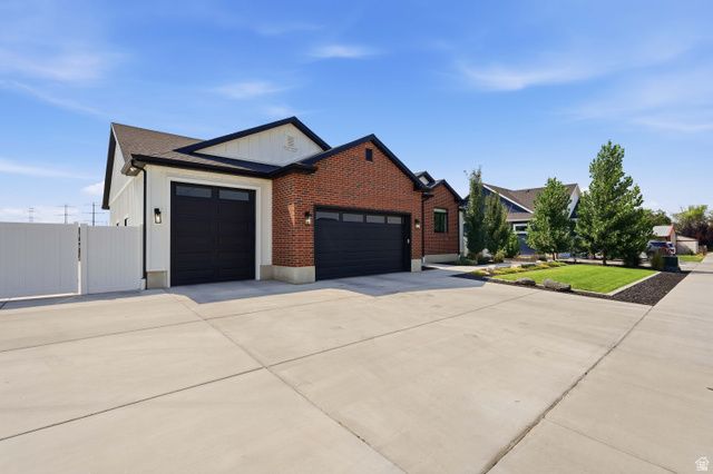 945 S 1700 W, Layton, UT 84041