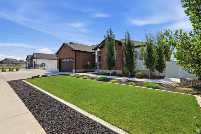 945 S 1700 W, Layton, UT 84041
