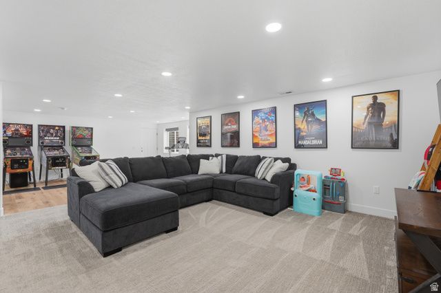 945 S 1700 W, Layton, UT 84041