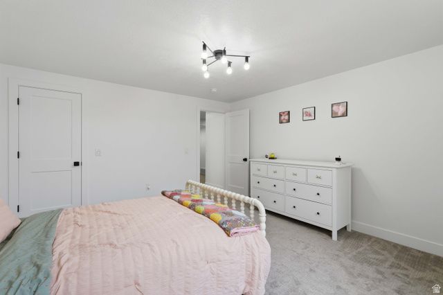 945 S 1700 W, Layton, UT 84041