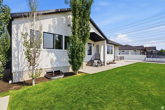 945 S 1700 W, Layton, UT 84041