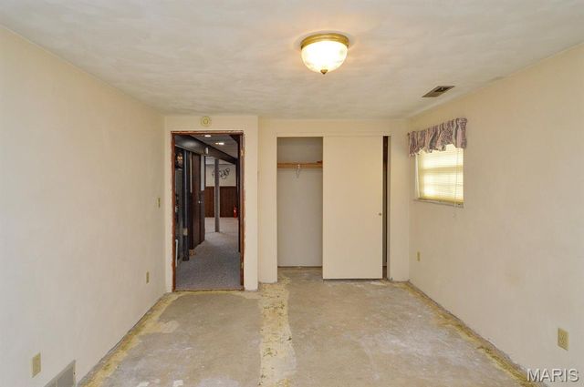 203 Elizabeth Drive, Freeburg, IL 62243