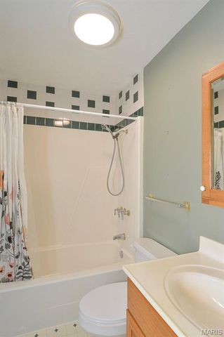 203 Elizabeth Drive, Freeburg, IL 62243