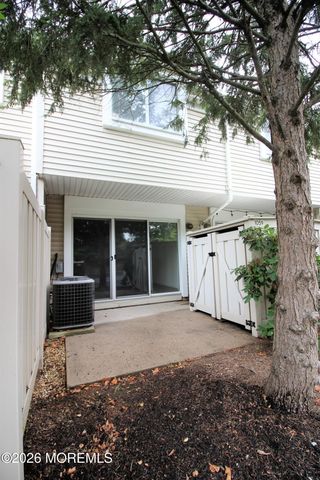 1059 Schmidt Lane, North Brunswick, NJ 08902