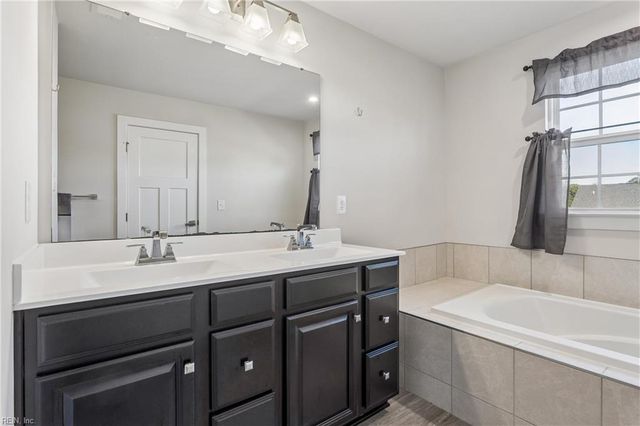3507 Iberis LN, Toano, VA 23168