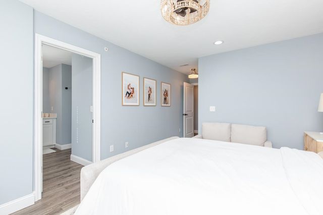 7 Dumaine Ave Unit H, Nashua, NH 03063