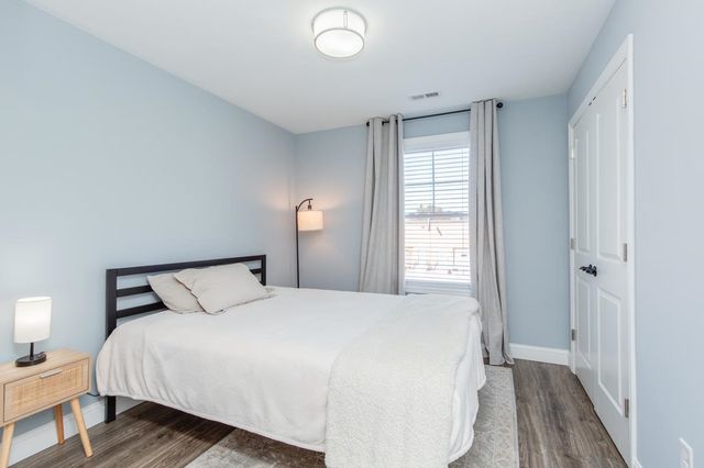 7 Dumaine Ave Unit H, Nashua, NH 03063