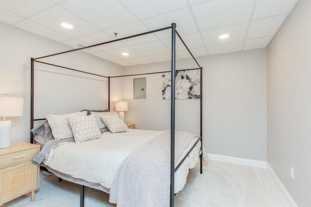 7 Dumaine Ave Unit H, Nashua, NH 03063