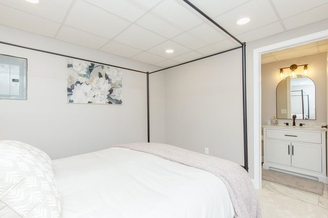 7 Dumaine Ave Unit H, Nashua, NH 03063