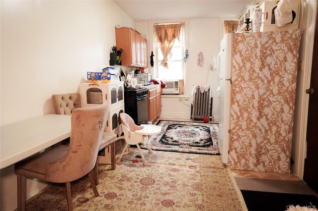 103 Greenpoint Avenue, Brooklyn, NY 11222