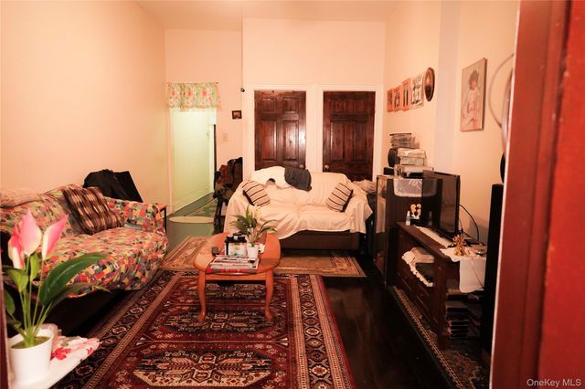 103 Greenpoint Avenue, Brooklyn, NY 11222