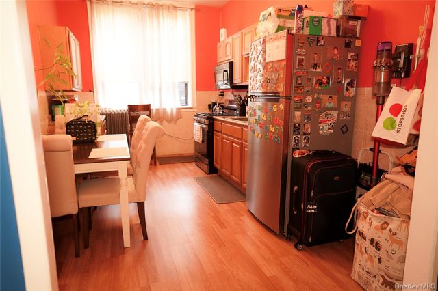 103 Greenpoint Avenue, Brooklyn, NY 11222