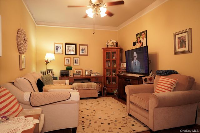 103 Greenpoint Avenue, Brooklyn, NY 11222