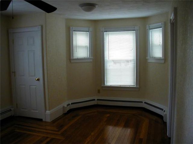 49 Dean Avenue 2, Franklin, MA 02038