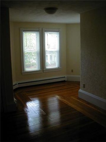 49 Dean Avenue 2, Franklin, MA 02038