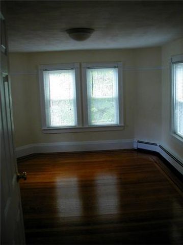 49 Dean Avenue 2, Franklin, MA 02038