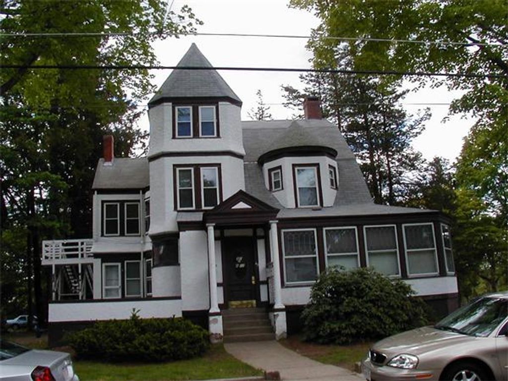 49 Dean Avenue 2, Franklin, MA 02038