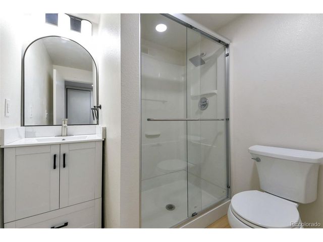 11149 W 17th Ave 104, Lakewood, CO 80215