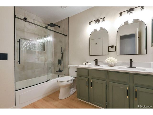 11149 W 17th Ave 104, Lakewood, CO 80215