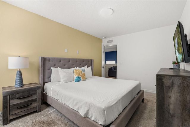 2009 TROPICAL PALMS CIRCLE, Kissimmee, FL 34747