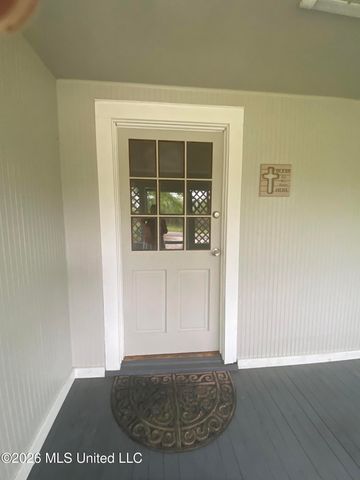 6013 Elder Ferry Road, Moss Point, MS 39563