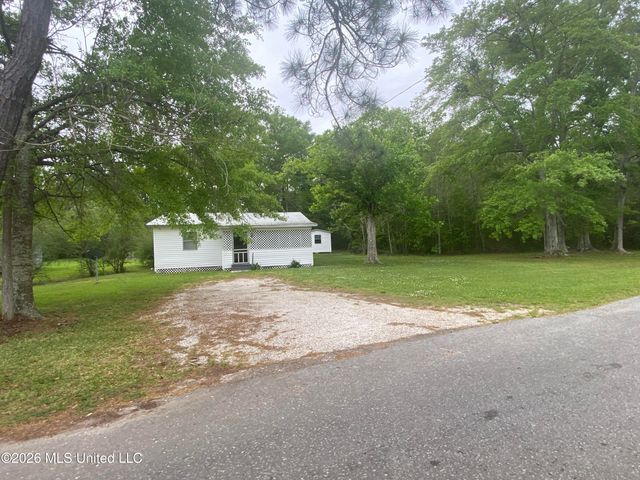 6013 Elder Ferry Road, Moss Point, MS 39563