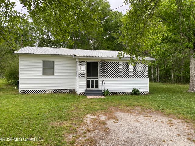 6013 Elder Ferry Road, Moss Point, MS 39563