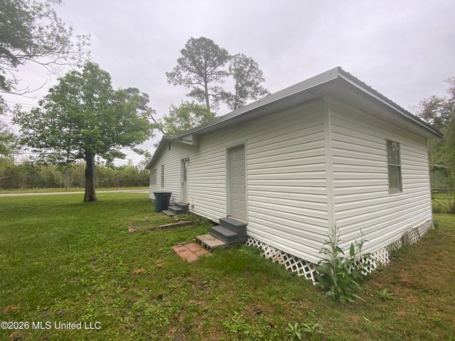 6013 Elder Ferry Road, Moss Point, MS 39563