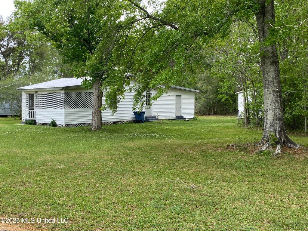 6013 Elder Ferry Road, Moss Point, MS 39563