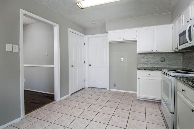 16210 Cypress Point Drive, Cypress, TX 77429