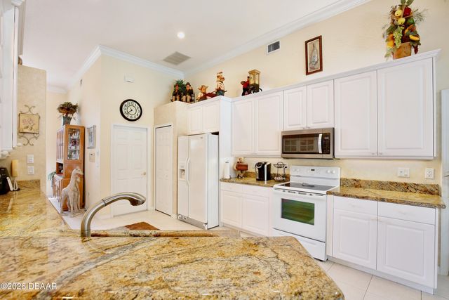 17 Lazy Eight Drive, Port Orange, FL 32128