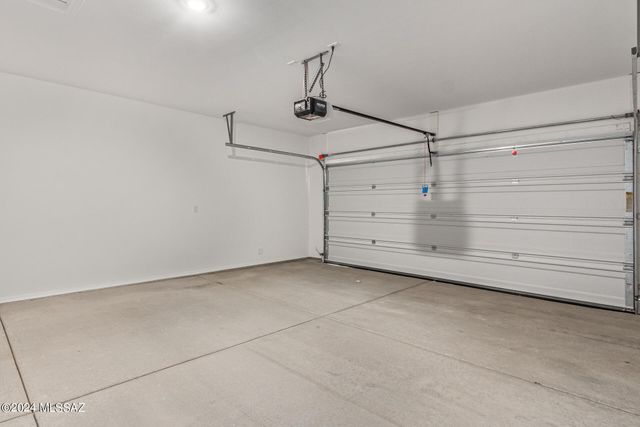 13513 N Nicholas Court, Marana, AZ 85653