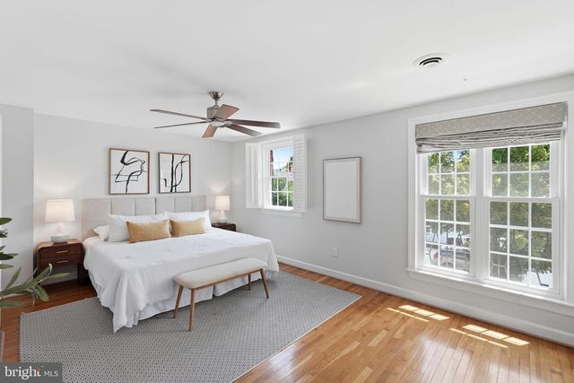 3318 ARDLEY CT, Falls Church, VA 22041