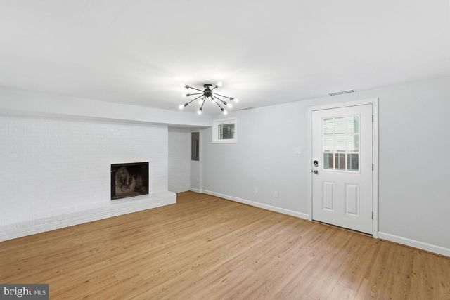 3318 ARDLEY CT, Falls Church, VA 22041