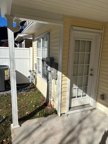 5220 Fernland Way, North Charleston, SC 29420