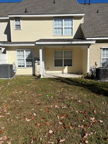 5220 Fernland Way, North Charleston, SC 29420