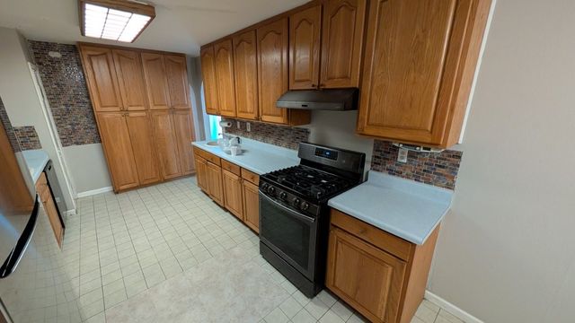 5313 Fossil Drive, Haltom City, TX 76117